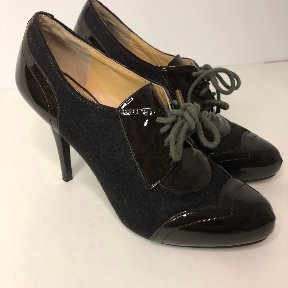Joan and David Brown Patent and Felt Oxford Heels